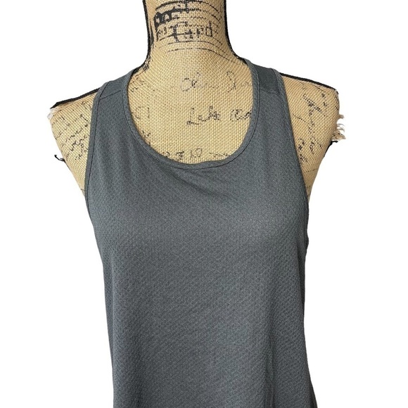 Adidas Keyhole Back Athletic Tank Hi low Lightweight Cover - Picture 7 of 11